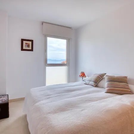 Lola Apartment *